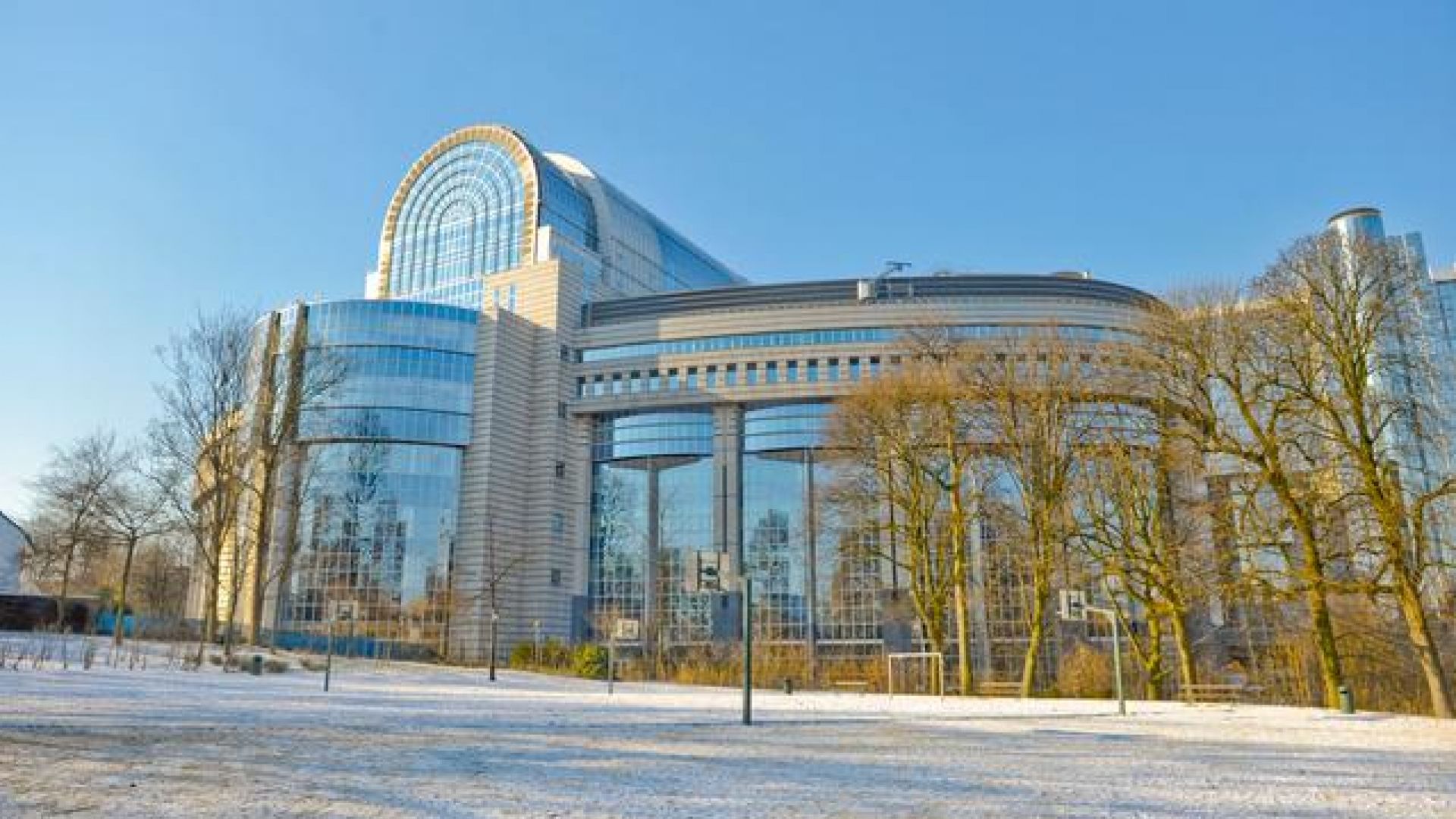 brussels EP in snow