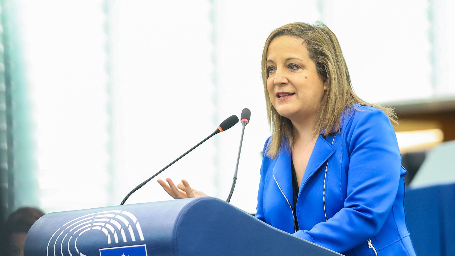 Iratxe Garcia debating in Plenary 