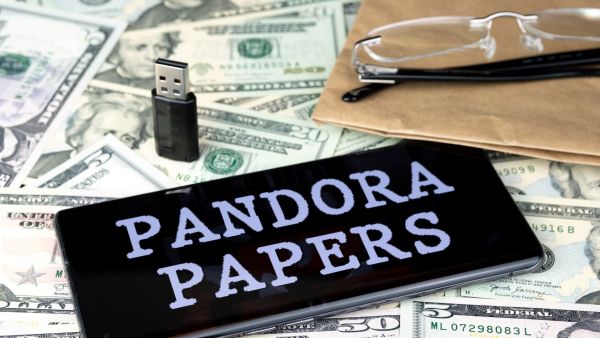 pandora papers USB glasses
