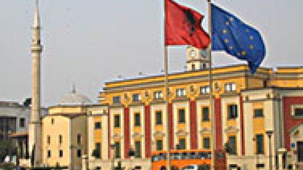 Political dialogue and co-operation in Albania is crucial for the country&#039;s EU integration process 