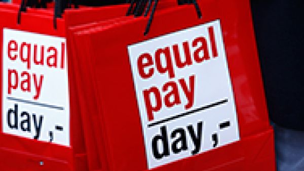 S&Ds call on member states to reduce gender pay gap by 2 percent per year, Iratxe García Pérez, Zita Gurmai, #ourfightwomensrights, S&Ds call on member states to reduce gender pay gap by 2 percent per year, Iratxe García Pérez, Zita Gurmai, #ourfightwomensrights,