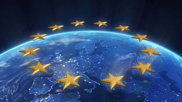 Gianni Pittella on Europe Day: “Relaunching Europe Together with the people!” Map of Europe with a ring of gold stars