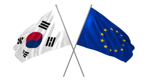 South Korean and EU flags