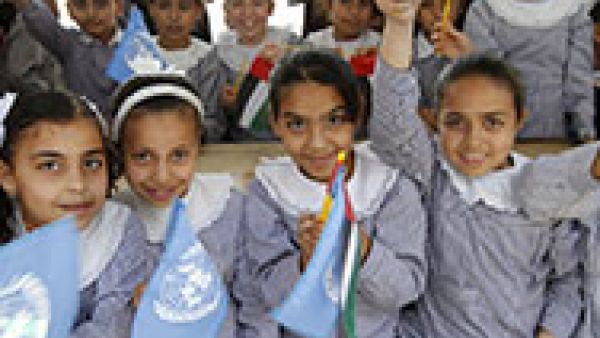 Pittella: "EU must fully honour its financial commitment to support UNRWA school aid in the Middle East" Pittella: "EU must fully honour its financial commitment to support UNRWA school aid in the Middle East"