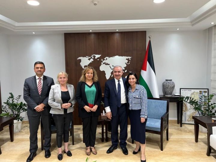 Socialists and Democrats MEPs led by group leader Iratxe García meet with prime minister Mohammad Shtayyeh